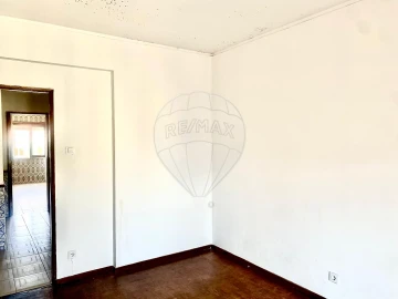 Apartamento T2 para Venda em Algueirão-Mem Martins