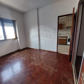 Apartamento T2 para Venda em Algueirão-Mem Martins