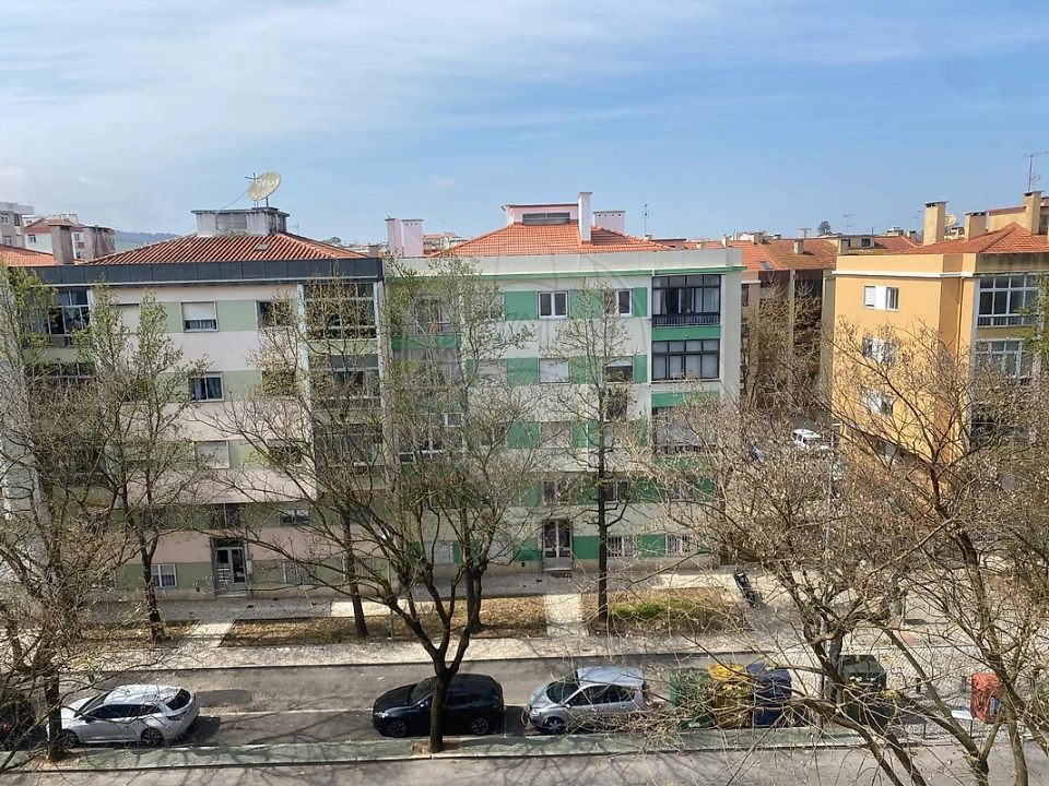 Apartamento T2 para Venda em Algueirão-Mem Martins Foto 34
