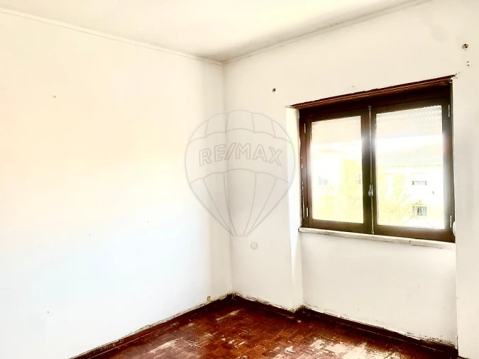 Apartamento T2 para Venda em Algueirão-Mem Martins Foto 29