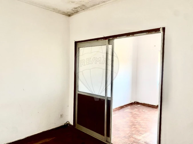 Apartamento T2 para Venda em Algueirão-Mem Martins Foto 35