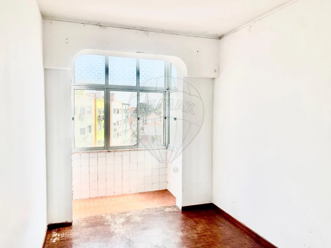 Apartamento T2 para Venda em Algueirão-Mem Martins Foto 40