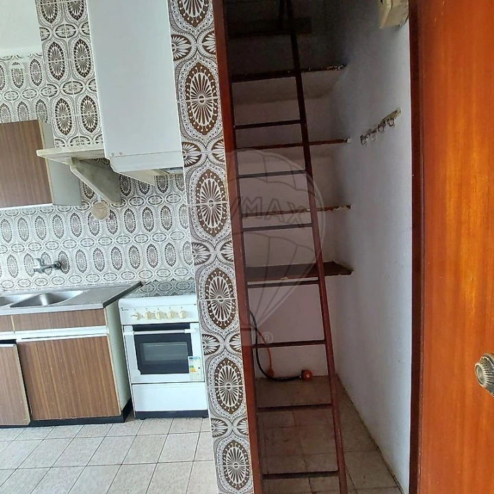 Apartamento T2 para Venda em Algueirão-Mem Martins Foto 18
