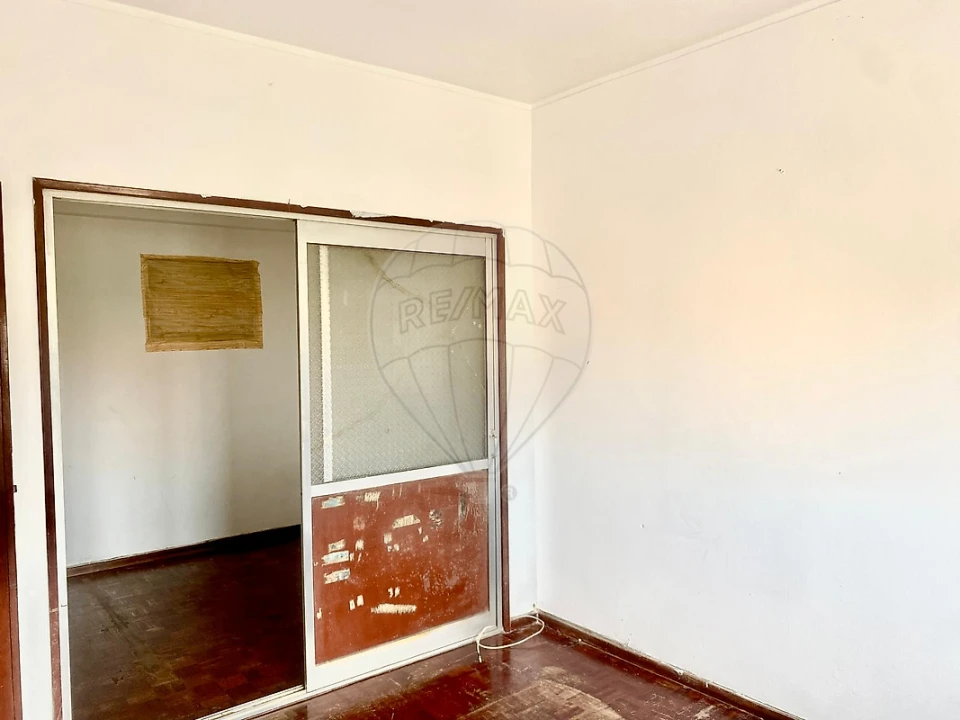 Apartamento T2 para Venda em Algueirão-Mem Martins Foto 33