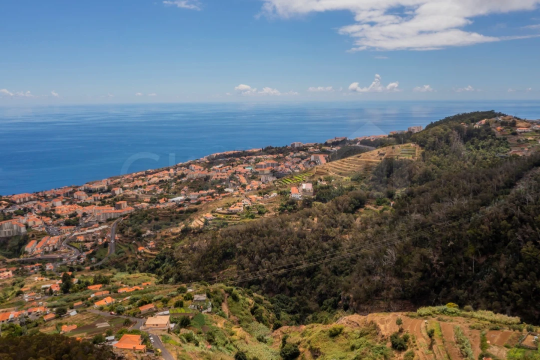 Terreno para Venda em Caniço Foto 17