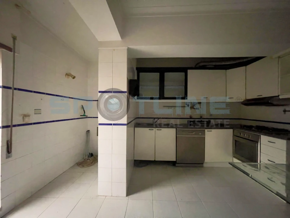 Apartamento T3 para Venda em Carregado e Cadafais Foto 16