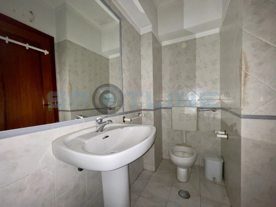 Apartamento T3 para Venda em Carregado e Cadafais Foto 44