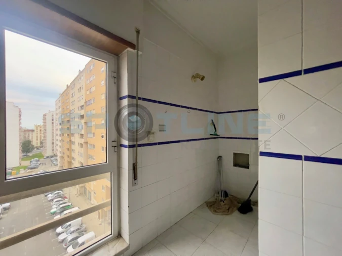 Apartamento T3 para Venda em Carregado e Cadafais Foto 15