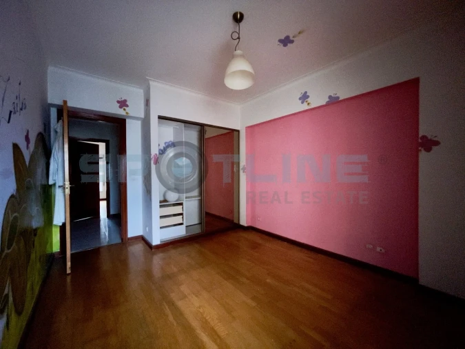 Apartamento T3 para Venda em Carregado e Cadafais Foto 36