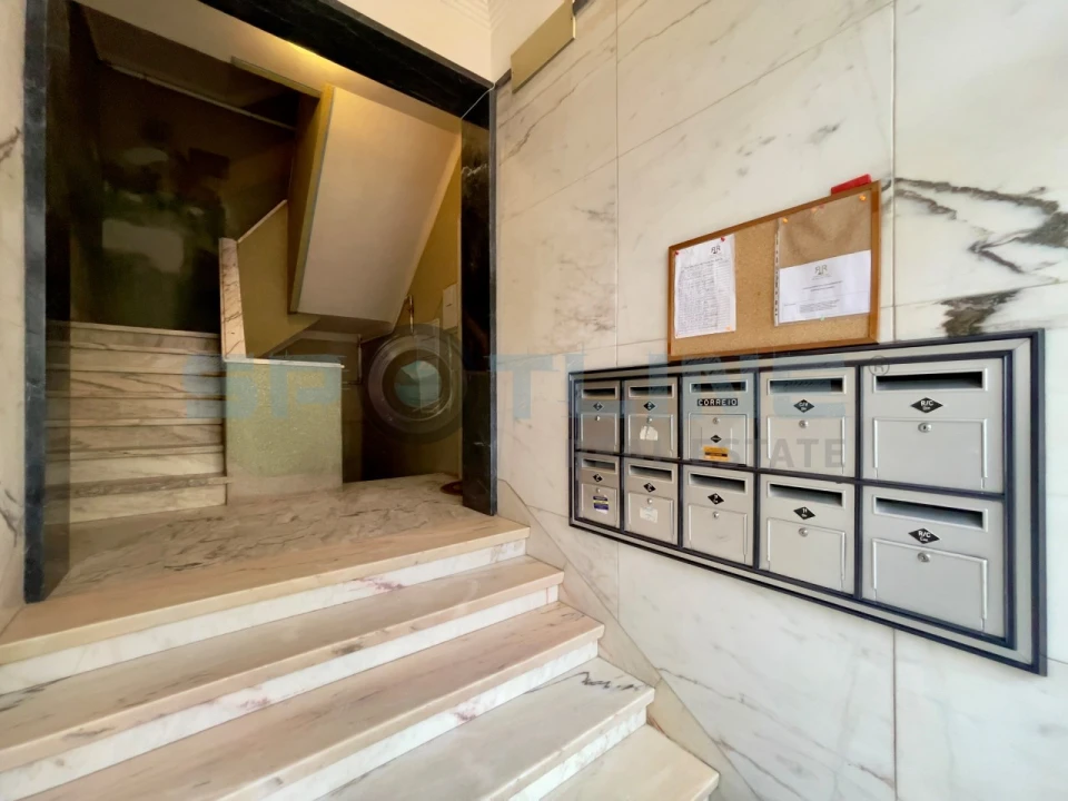 Apartamento T2 para Venda em Póvoa de Santo Adrião e Olival Basto Foto 3