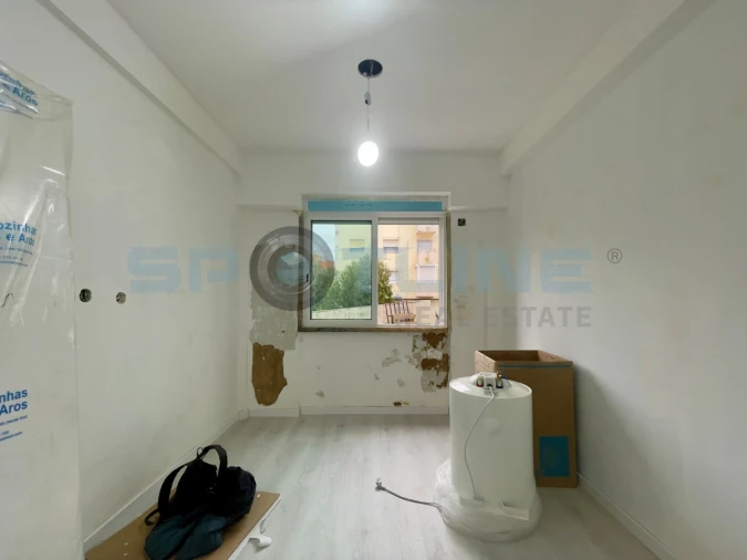 Apartamento T2 para Venda em Póvoa de Santo Adrião e Olival Basto Foto 35