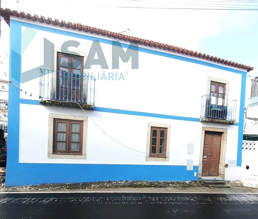 Moradia T2 para Venda em Roliça Foto 1