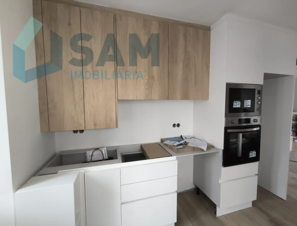 Moradia T2 para Venda em Roliça Foto 1