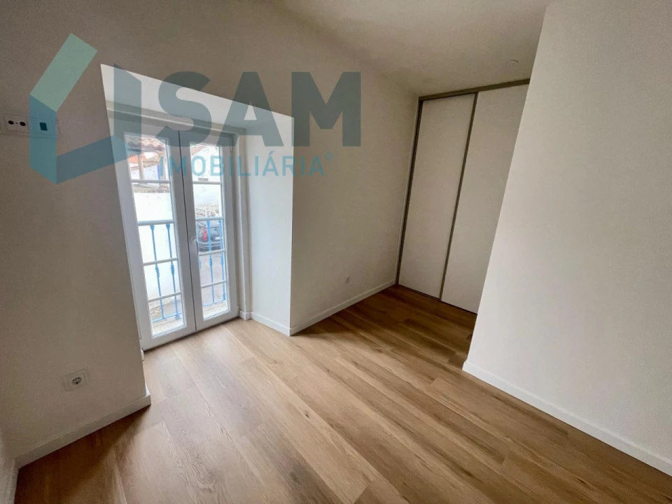 Moradia T2 para Venda em Roliça Foto 9