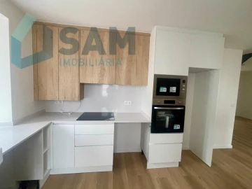 Moradia T2 para Venda em Roliça