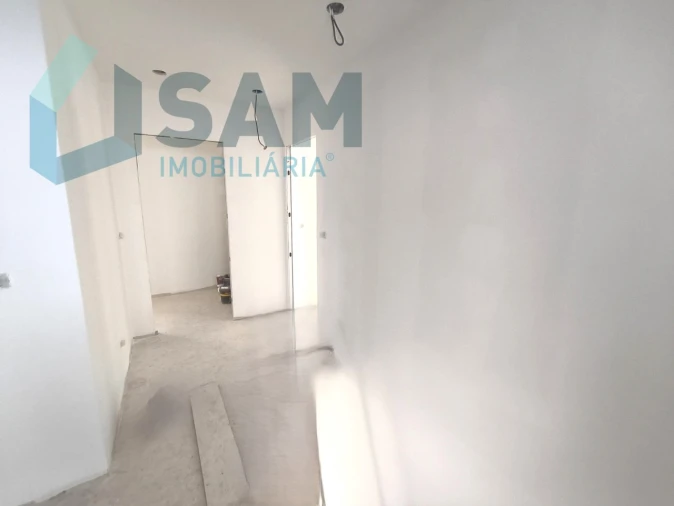 Moradia T2 para Venda em Roliça Foto 11