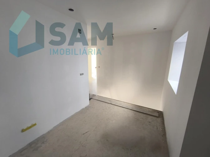 Moradia T2 para Venda em Roliça Foto 16