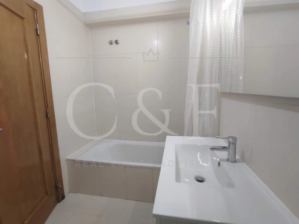 Apartamento T3 para Venda em Rio de Mouro Foto 25