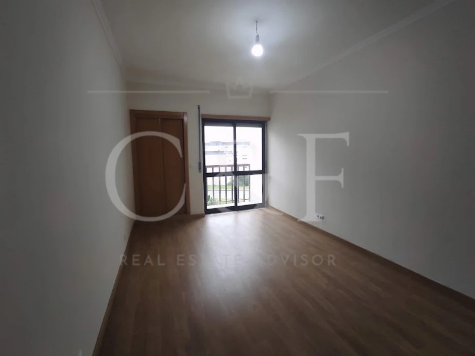 Apartamento T3 para Venda em Rio de Mouro Foto 29