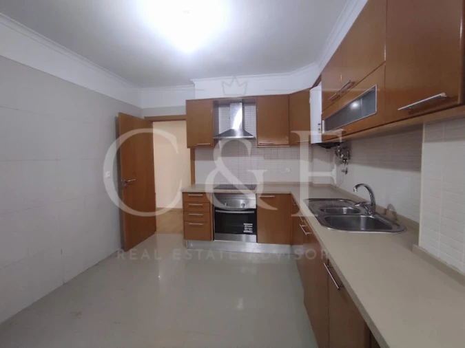 Apartamento T3 para Venda em Rio de Mouro Foto 10