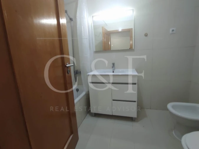 Apartamento T3 para Venda em Rio de Mouro Foto 23