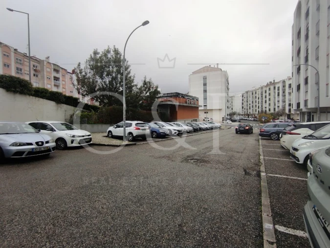 Apartamento T3 para Venda em Rio de Mouro Foto 36