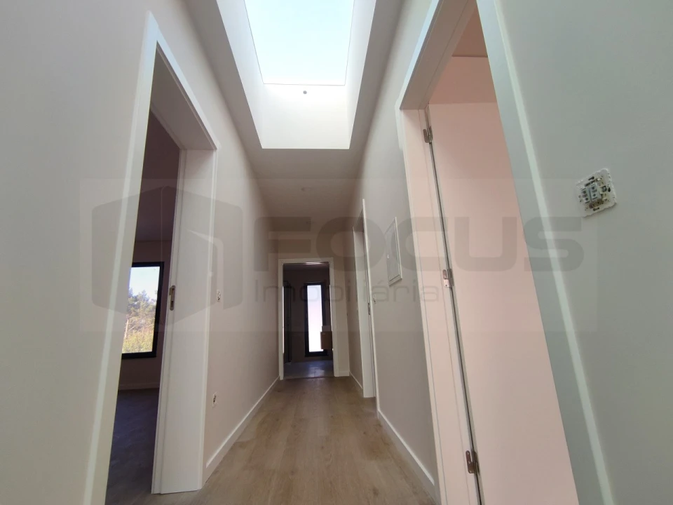 Moradia T4 para Venda em Gafanha da Encarnação Foto 14