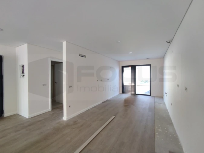 Moradia T4 para Venda em Gafanha da Encarnação Foto 10