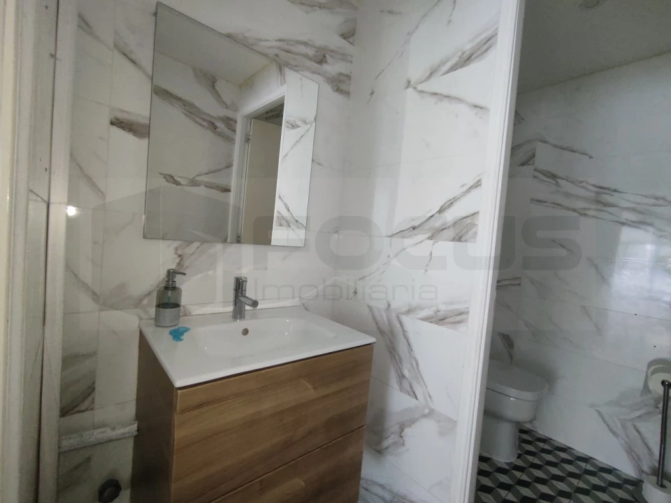 Loja para Arrendamento em Aradas Foto 11