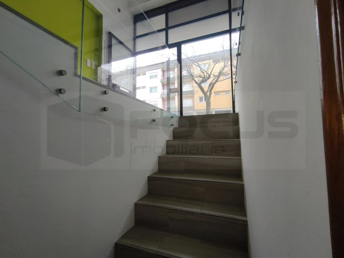 Loja para Arrendamento em Aradas Foto 5