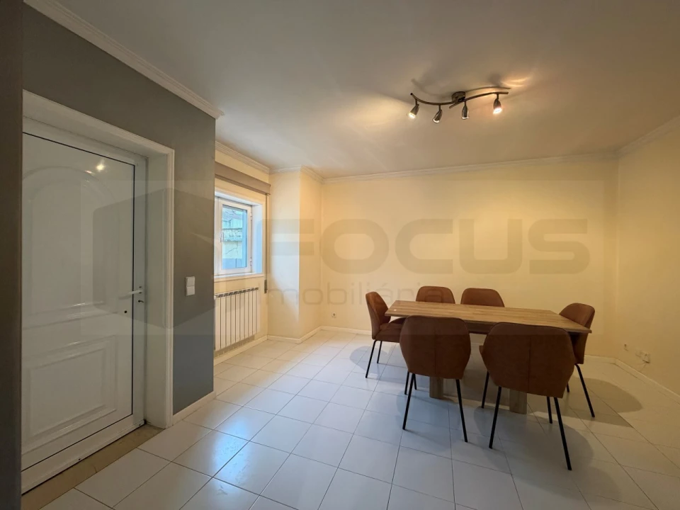 Moradia T4 para Arrendamento em Glória e Vera Cruz Foto 9