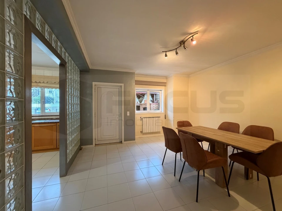 Moradia T4 para Arrendamento em Glória e Vera Cruz Foto 10