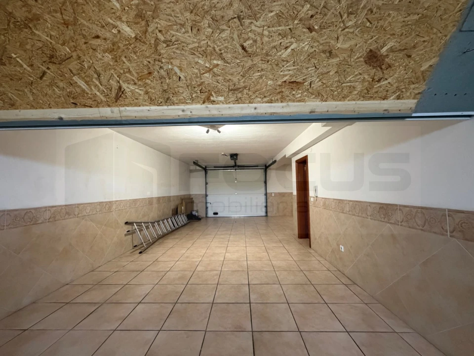 Moradia T4 para Arrendamento em Glória e Vera Cruz Foto 38