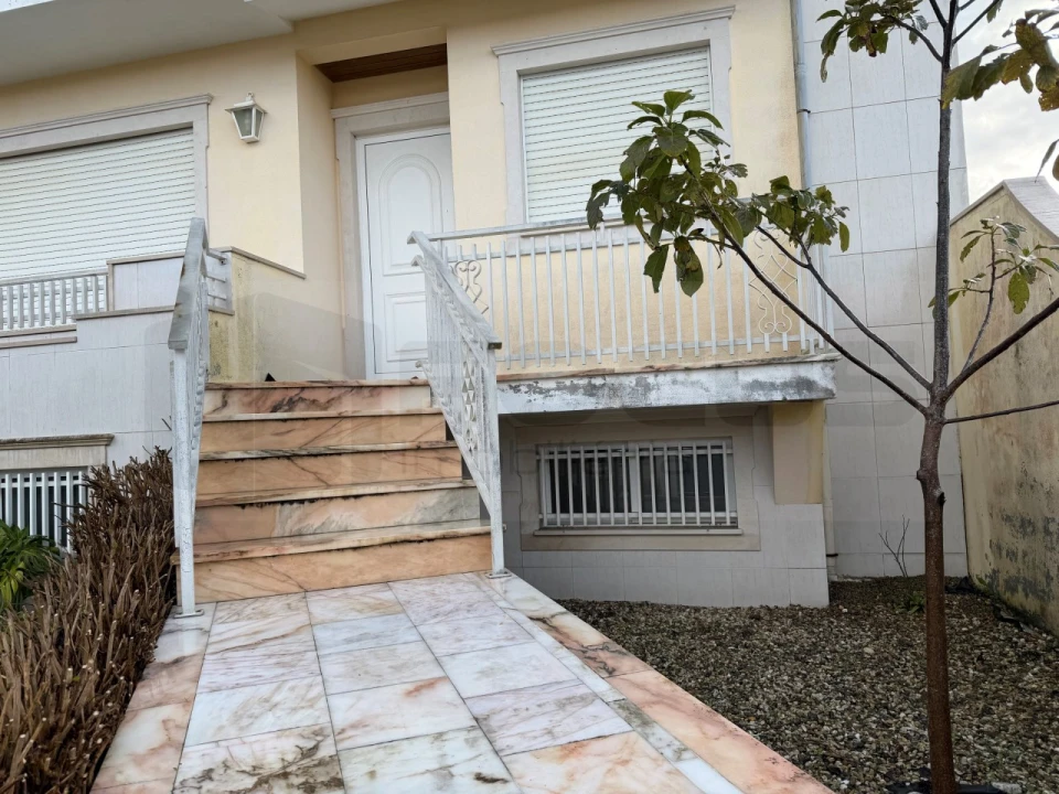 Moradia T4 para Arrendamento em Glória e Vera Cruz Foto 43