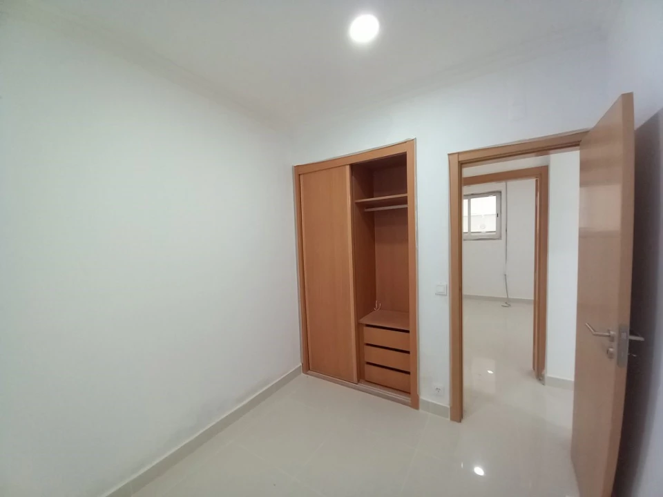 Moradia T3 para Venda em Carcavelos e Parede Foto 52