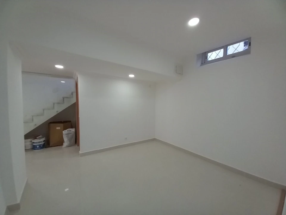 Moradia T3 para Venda em Carcavelos e Parede Foto 58