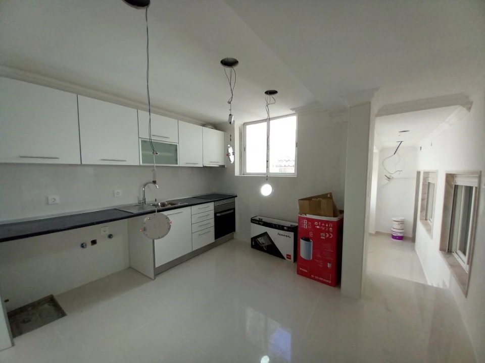 Moradia T3 para Venda em Carcavelos e Parede Foto 63