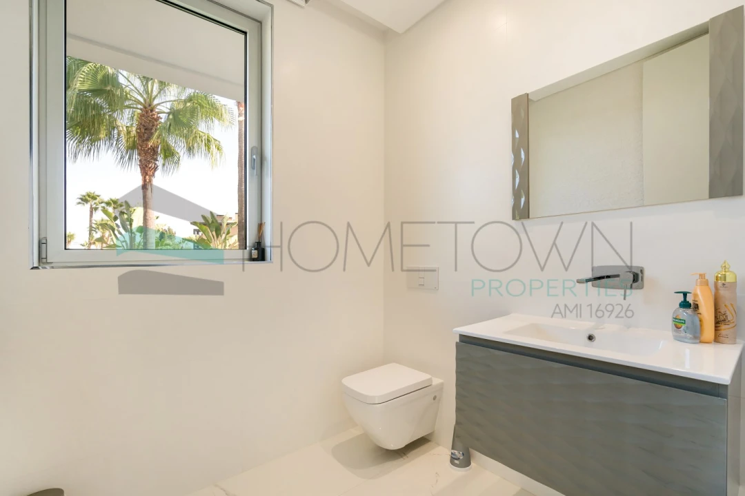 Moradia T3 para Venda em Quarteira Foto 6