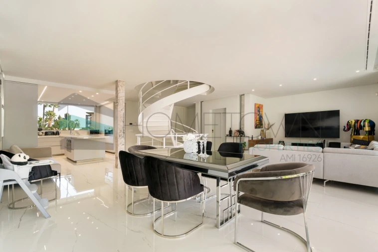 Moradia T3 para Venda em Quarteira Foto 4