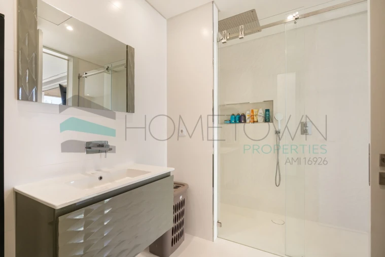 Moradia T3 para Venda em Quarteira Foto 17