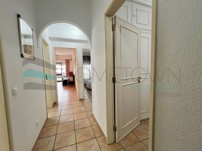 Apartamento T2 para Venda em Quarteira Foto 6