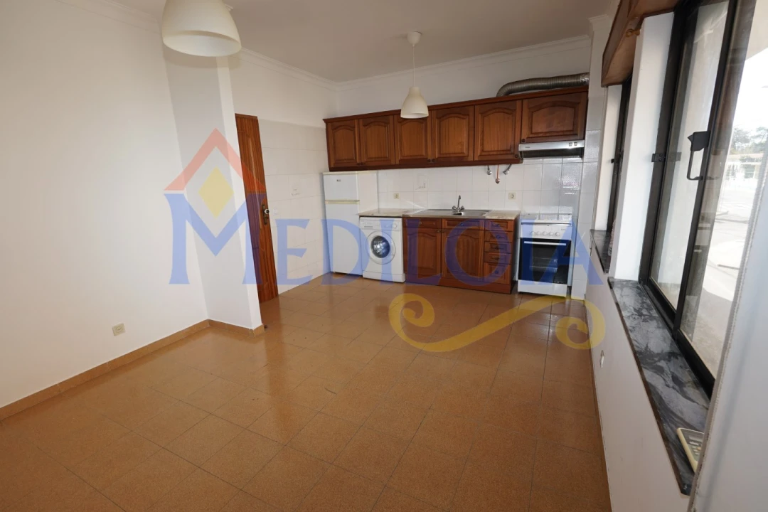Apartamento para Venda em Vila Real de Santo Antonio Foto 1