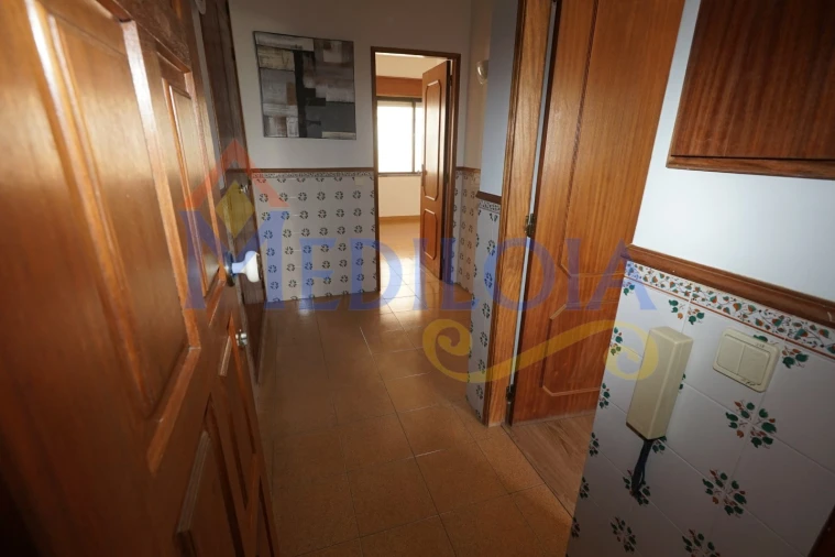 Apartamento para Venda em Vila Real de Santo Antonio Foto 7