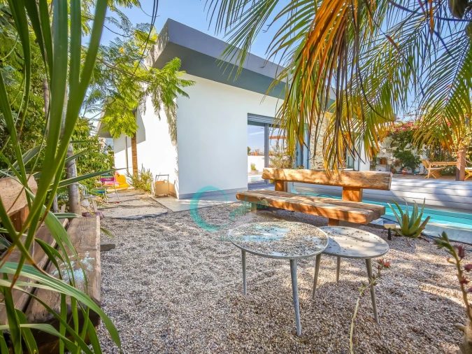 Moradia T3 para Venda em Charneca de Caparica e Sobreda Foto 2