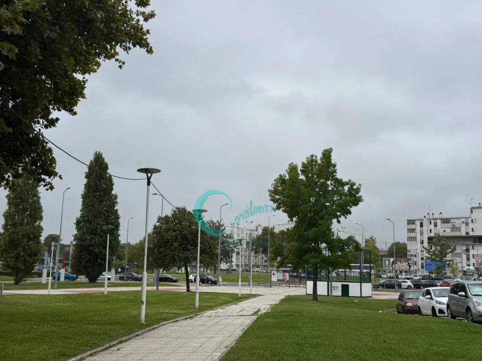 Apartamento T3 para Venda em Corroios Foto 6