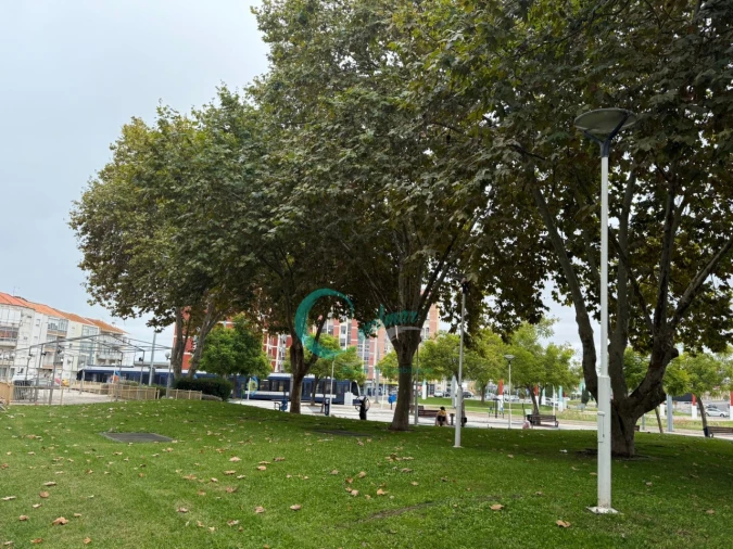 Apartamento T3 para Venda em Corroios Foto 5