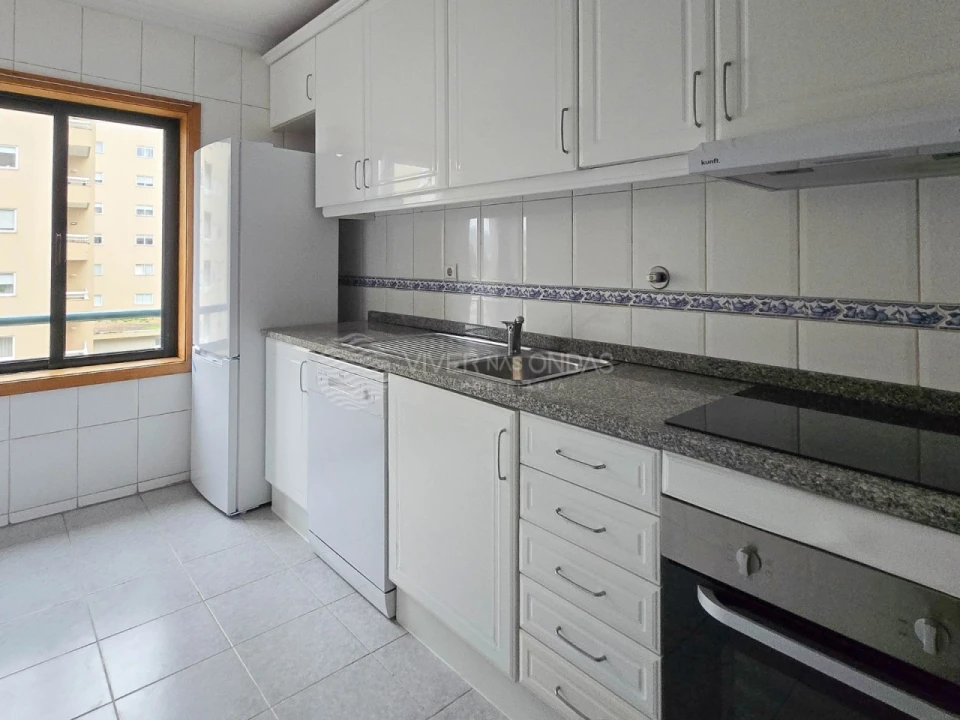Apartamento T1 para Arrendamento em Mafamude e Vilar do Paraíso Foto 5