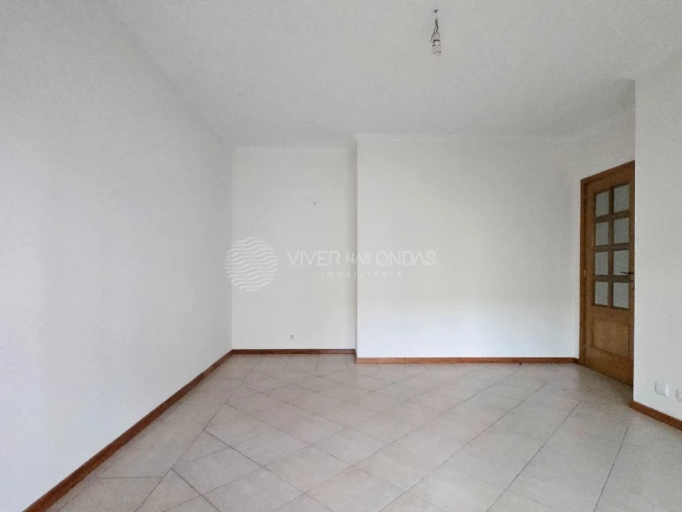 Apartamento T1 para Arrendamento em Mafamude e Vilar do Paraíso Foto 13