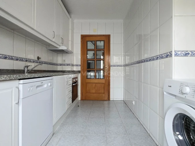 Apartamento T1 para Arrendamento em Mafamude e Vilar do Paraíso Foto 4