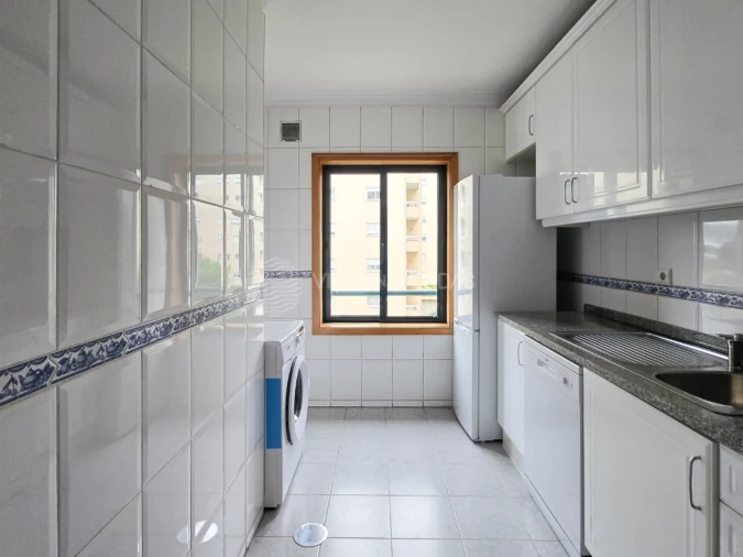 Apartamento T1 para Arrendamento em Mafamude e Vilar do Paraíso Foto 7